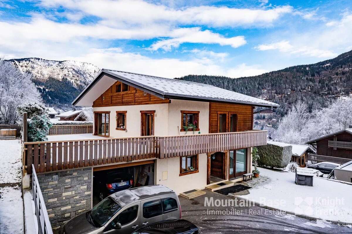 Maison à LES HOUCHES