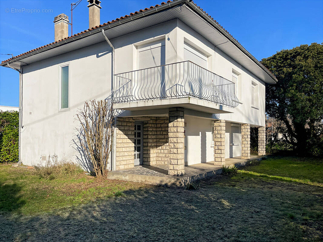 Maison à MERIGNAC