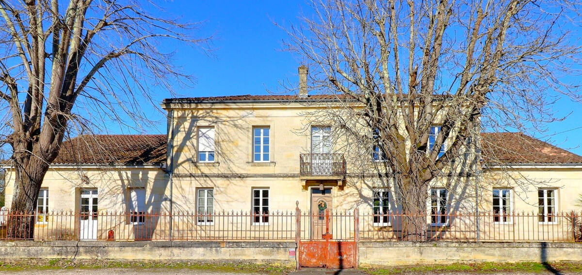 Maison à AMBARES-ET-LAGRAVE