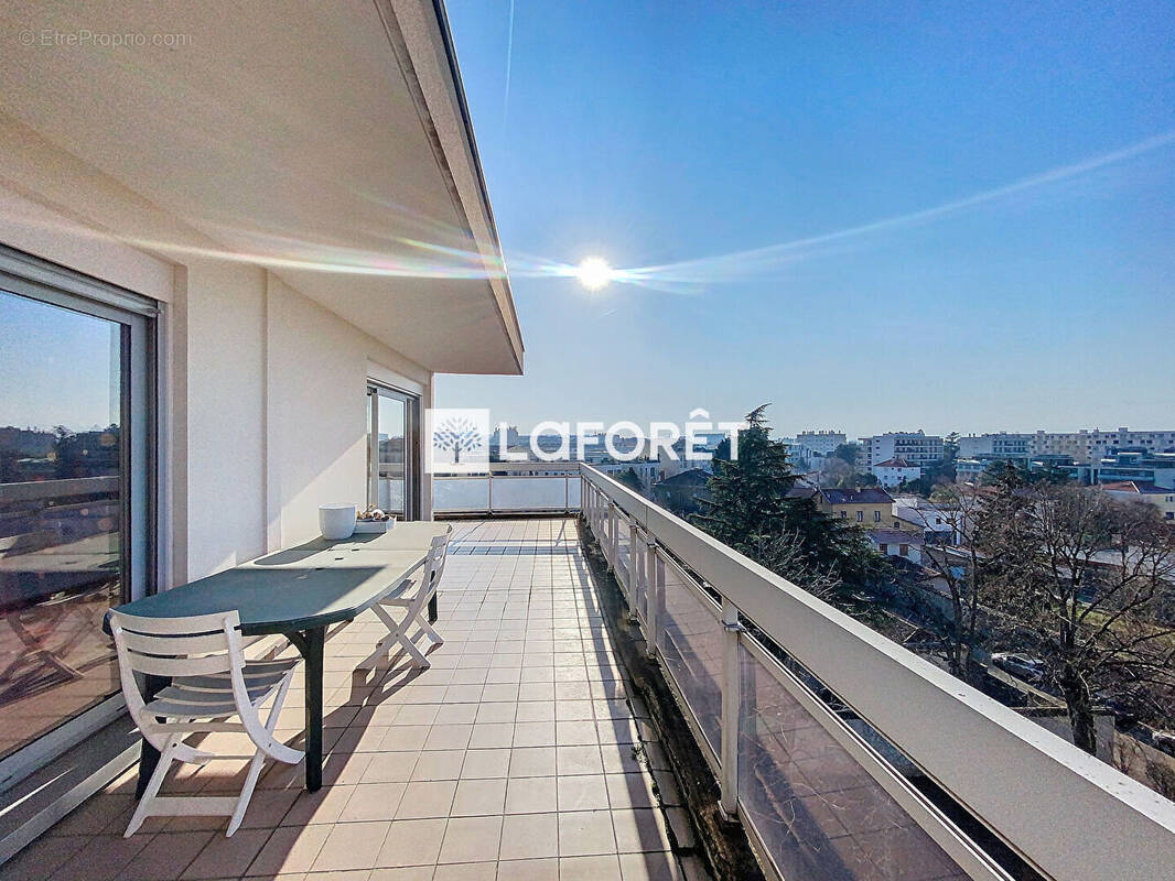 Appartement à LYON-4E