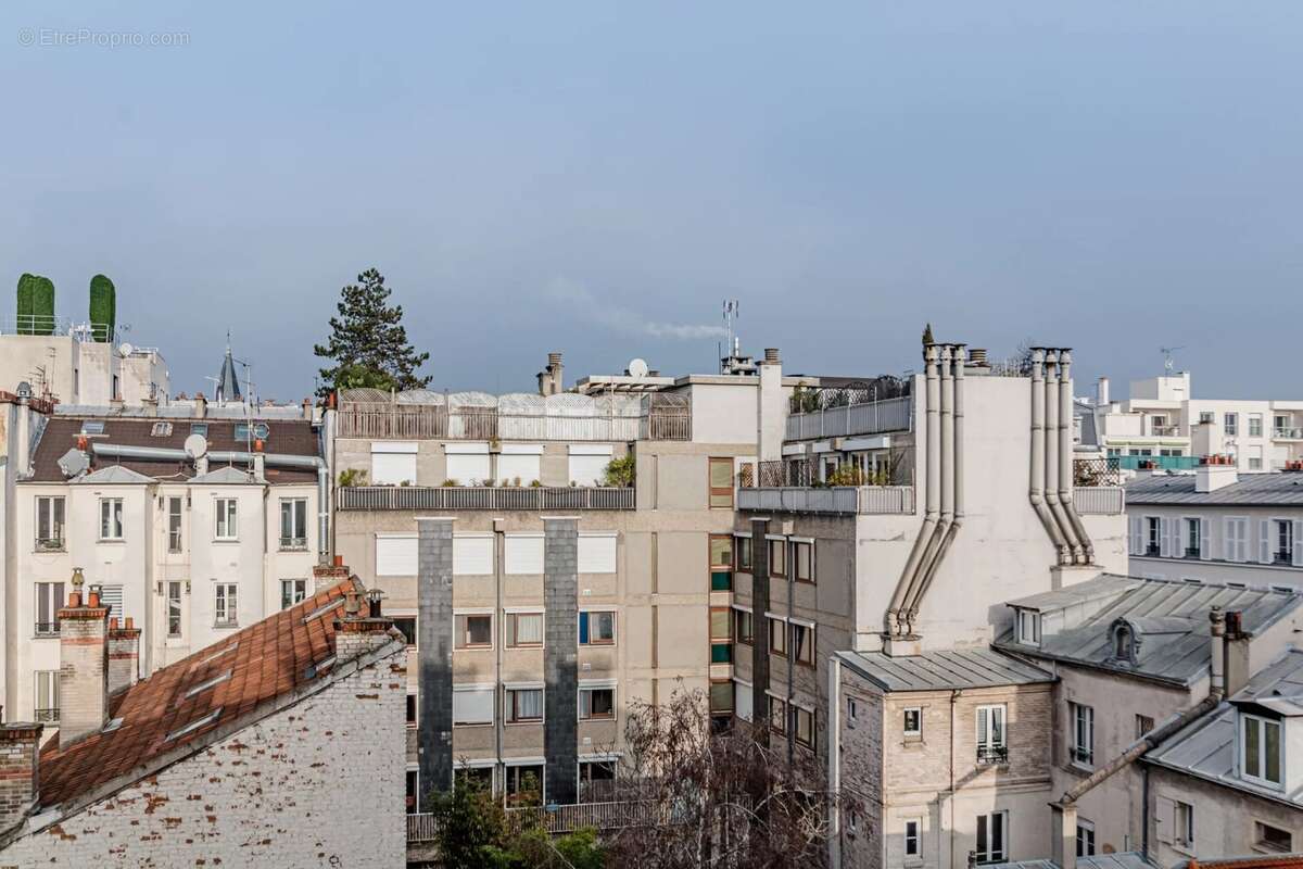 Appartement à LEVALLOIS-PERRET