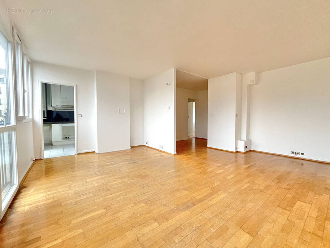 Appartement à FONTENAY-SOUS-BOIS