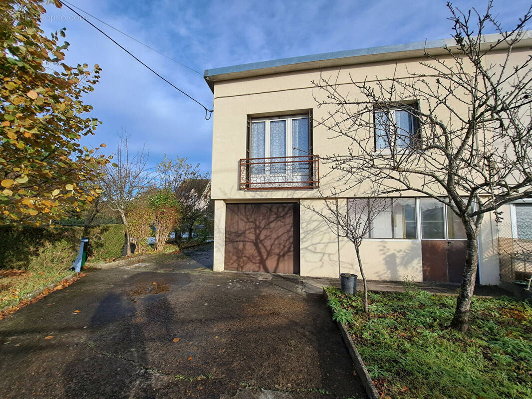 Maison à BEAUMONT-SUR-OISE