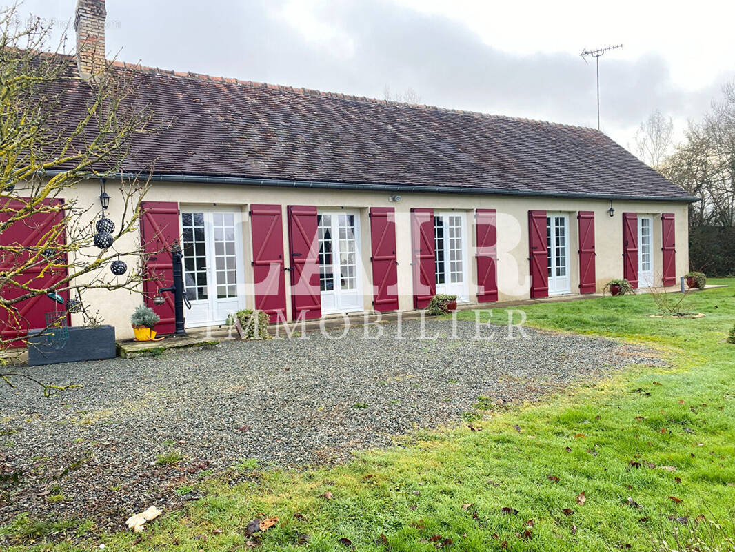 Maison à LA FRESNAYE-SUR-CHEDOUET