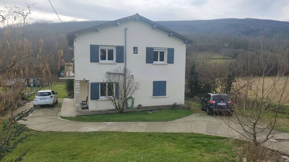 Maison à LA BASTIDE-SUR-L&#039;HERS