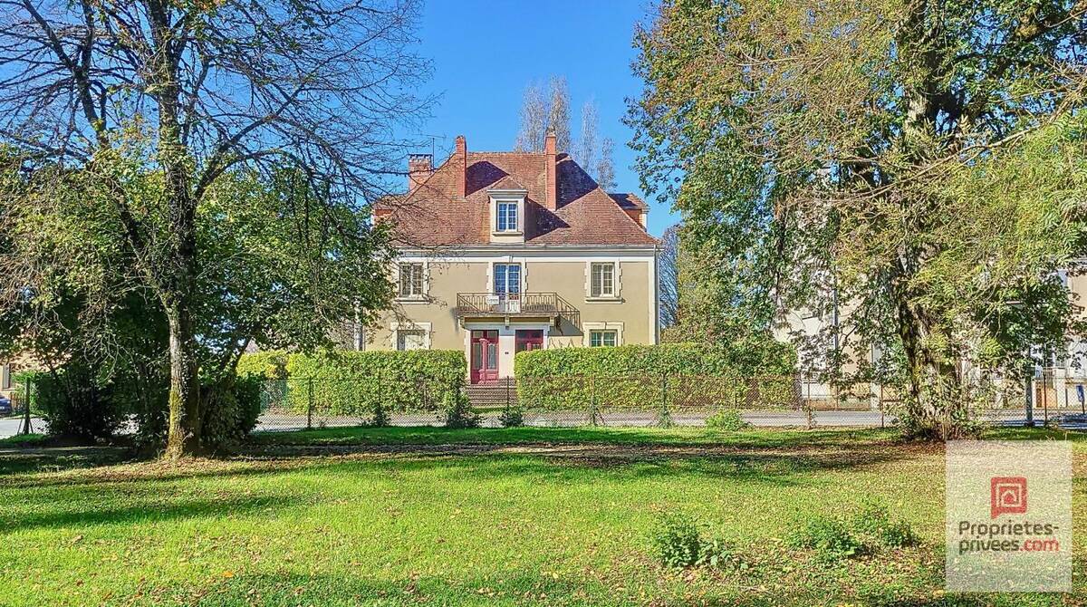 Maison à ROUFFIGNAC-SAINT-CERNIN-DE-REILHAC