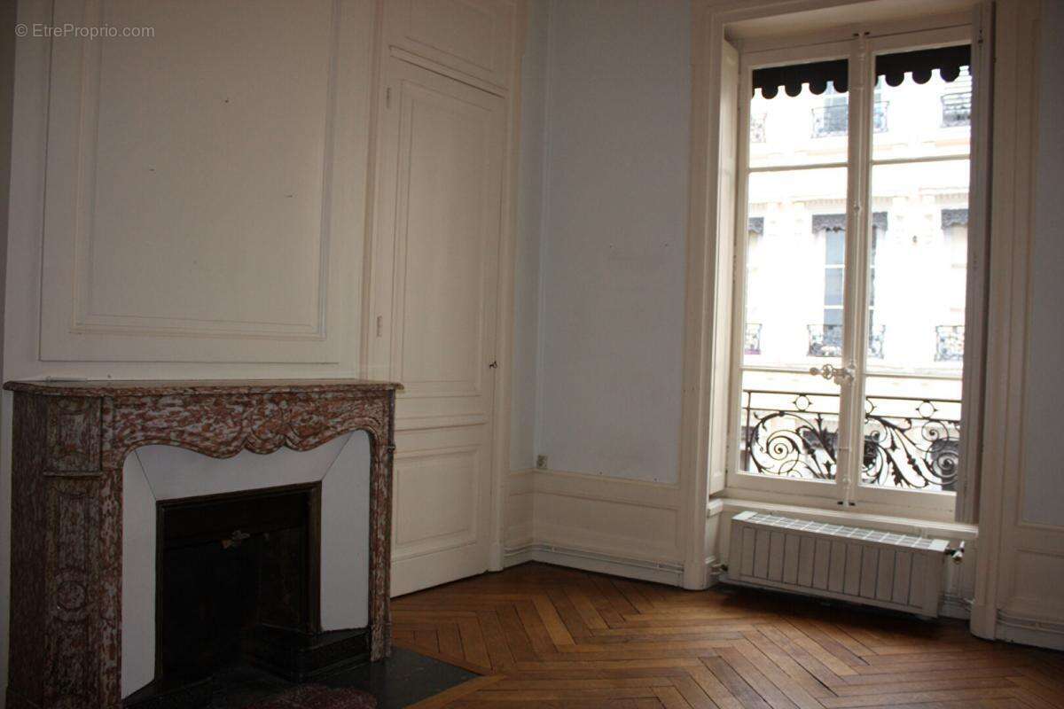 Appartement à LYON-2E