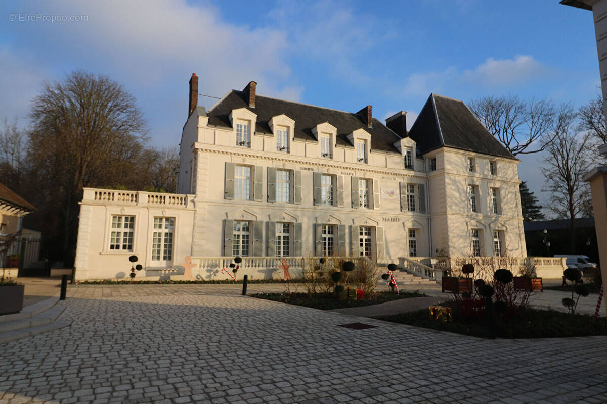 Maison à SOISY-SUR-SEINE