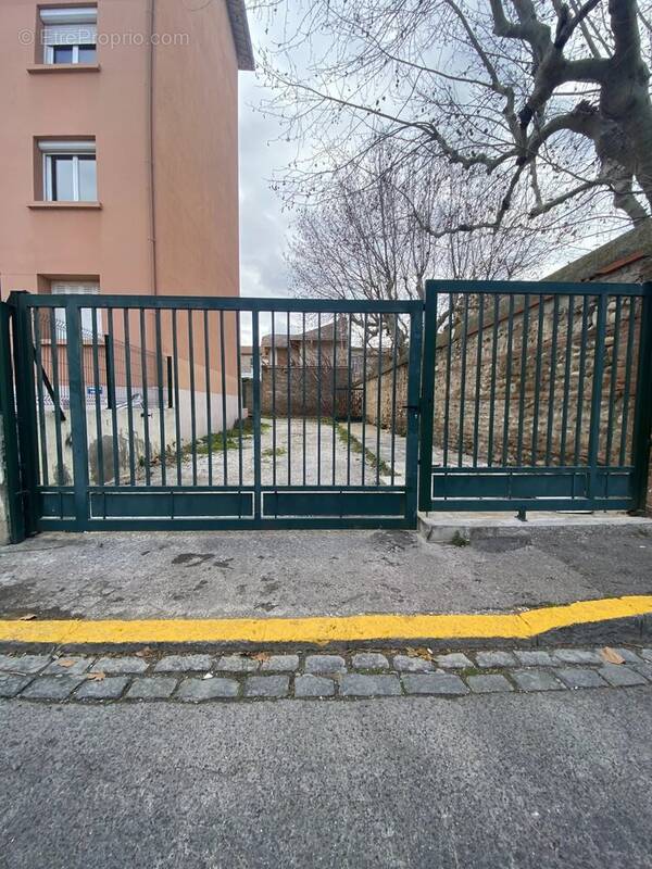 Parking à PERPIGNAN