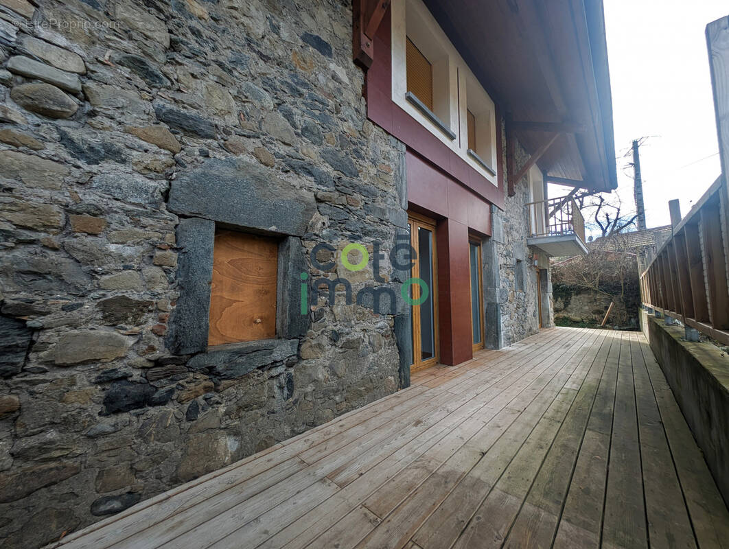 Appartement à ALLINGES