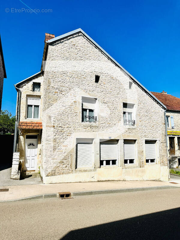 Maison à PRAUTHOY