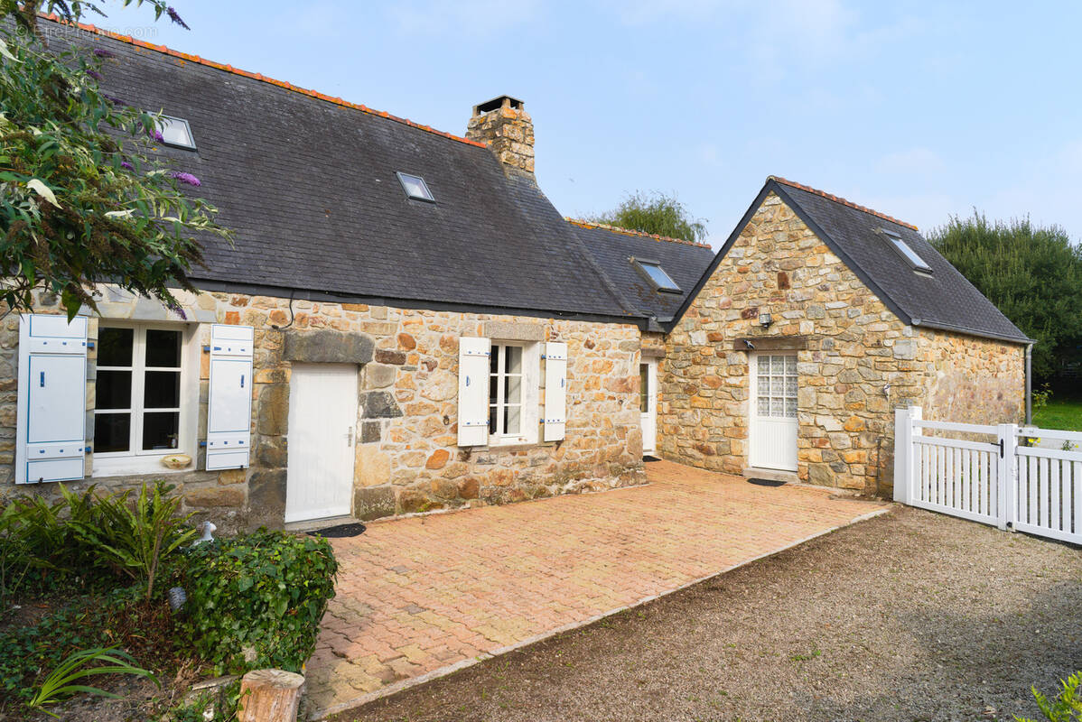 Maison à CAMARET-SUR-MER