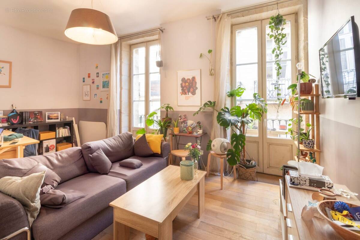 Appartement à BORDEAUX