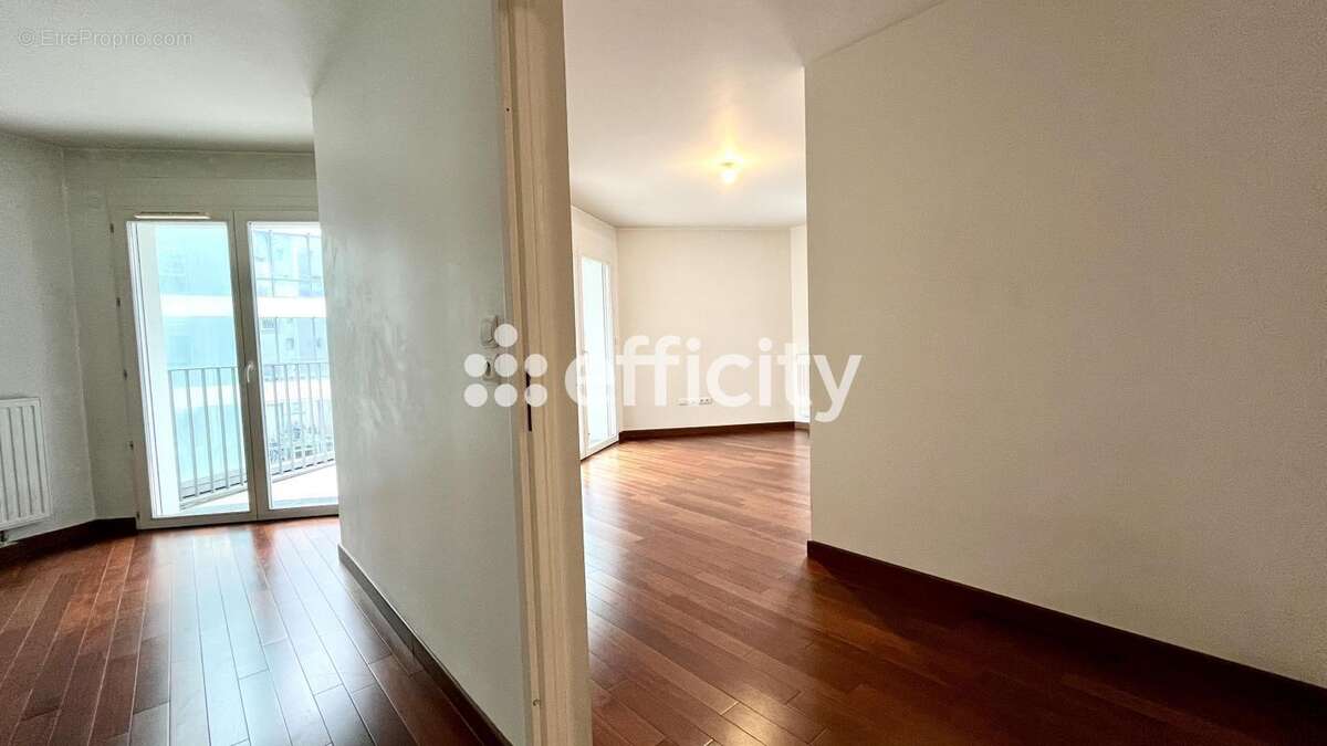 Appartement à ISSY-LES-MOULINEAUX