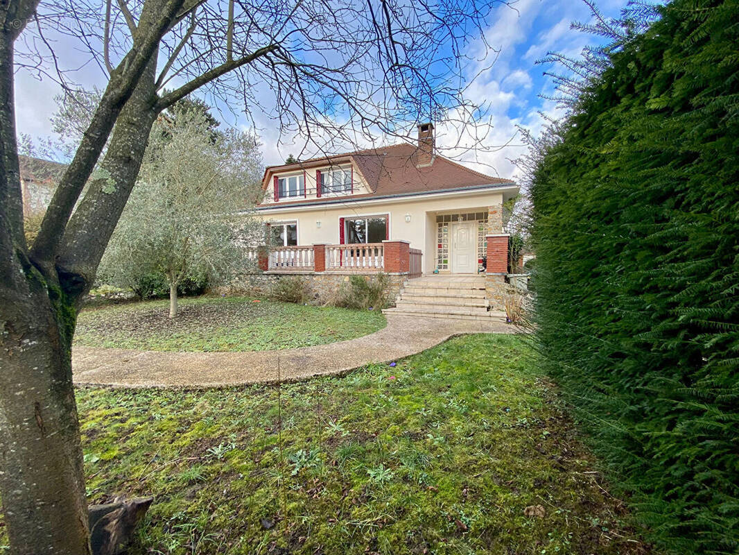 Maison à VILLEPREUX