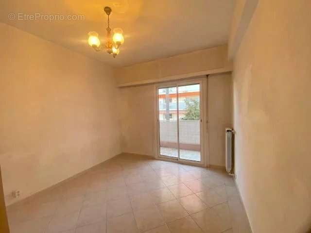 Appartement à CAGNES-SUR-MER