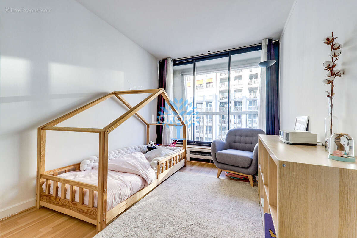 Appartement à PARIS-20E