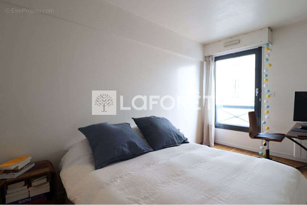 Appartement à PARIS-20E