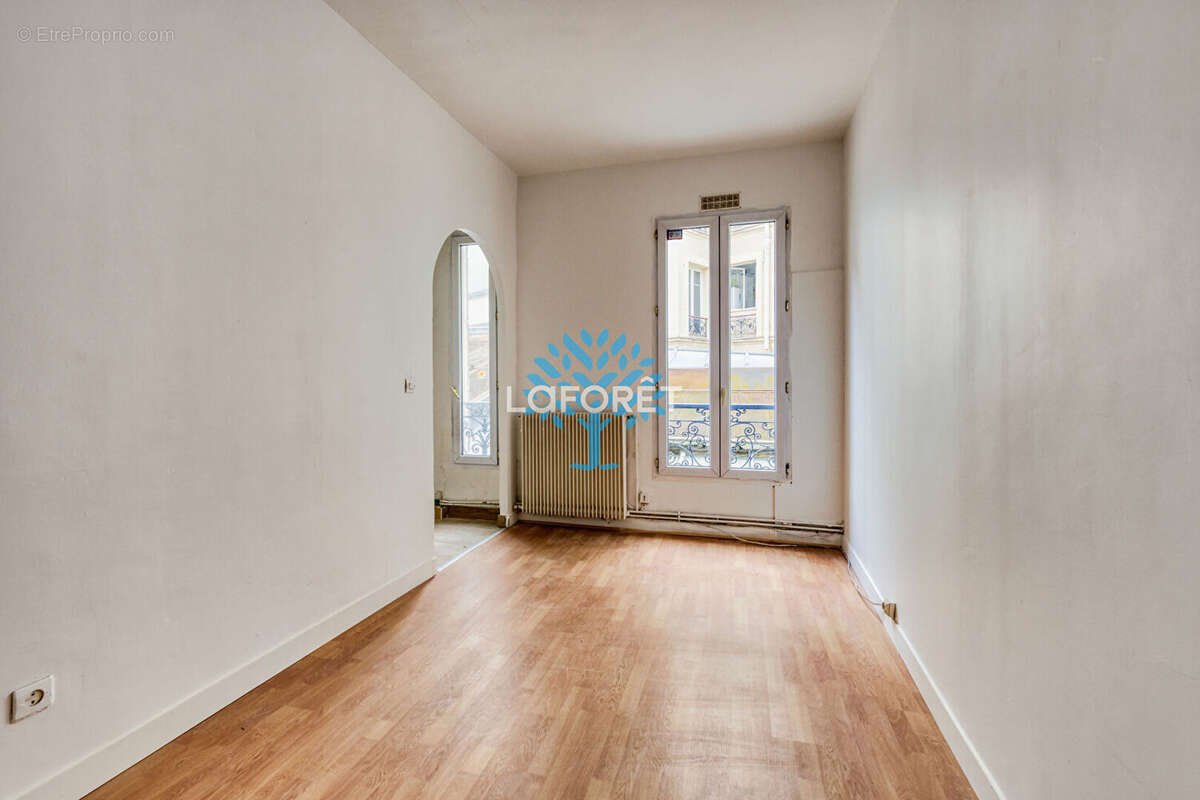 Appartement à PARIS-20E