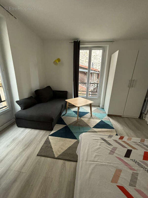 Appartement à PARIS-20E