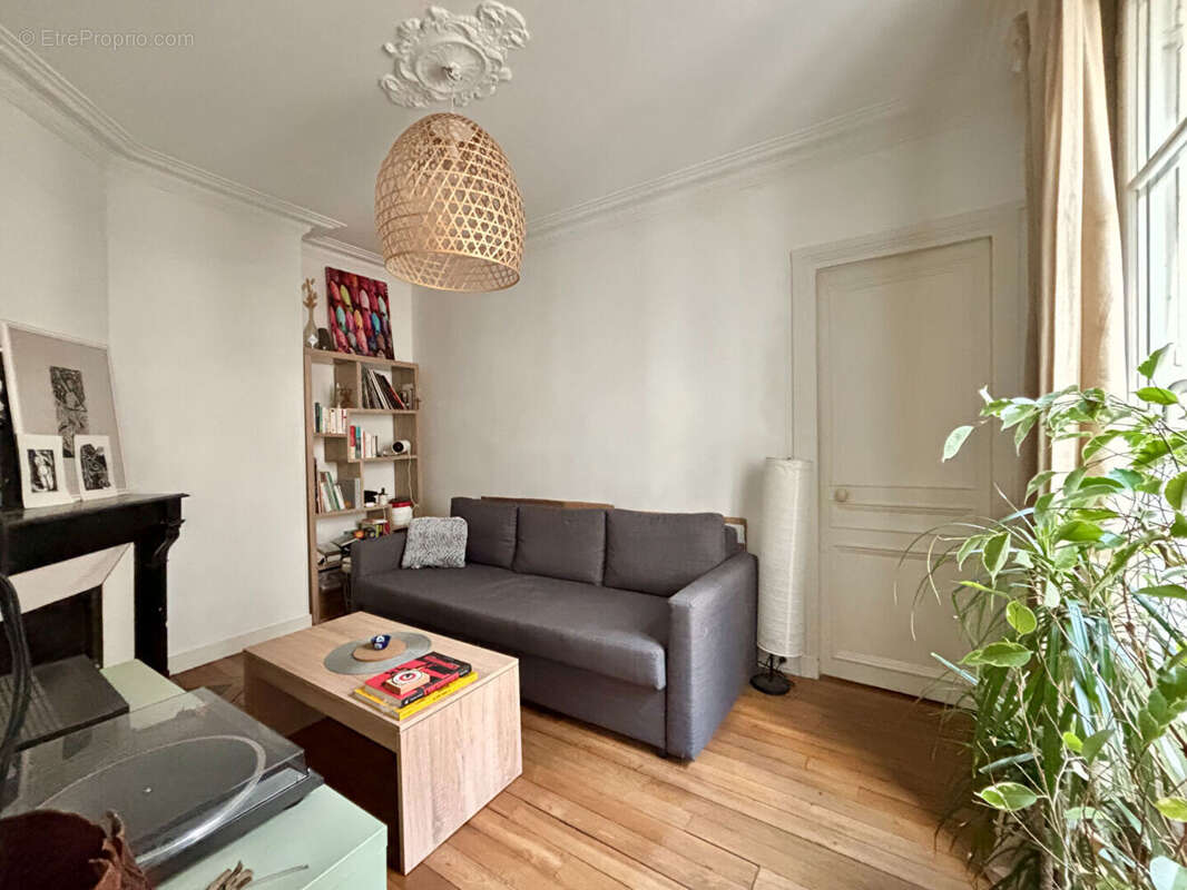 Appartement à LEVALLOIS-PERRET