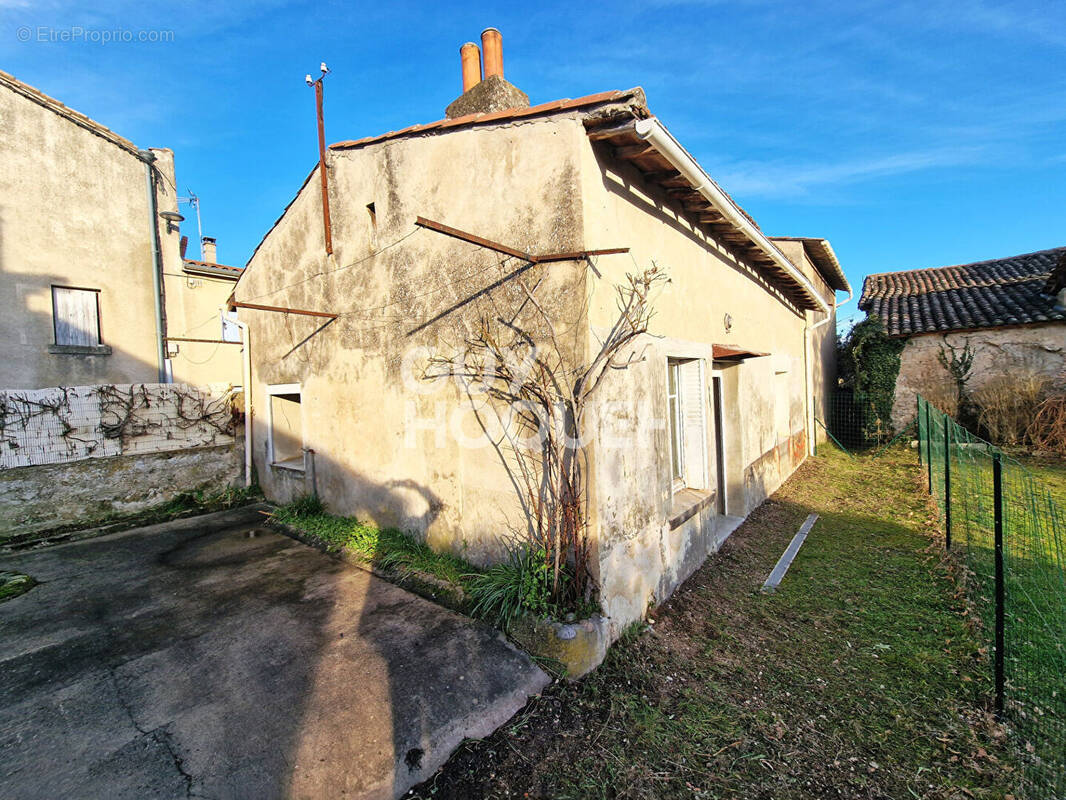 Maison à MALISSARD