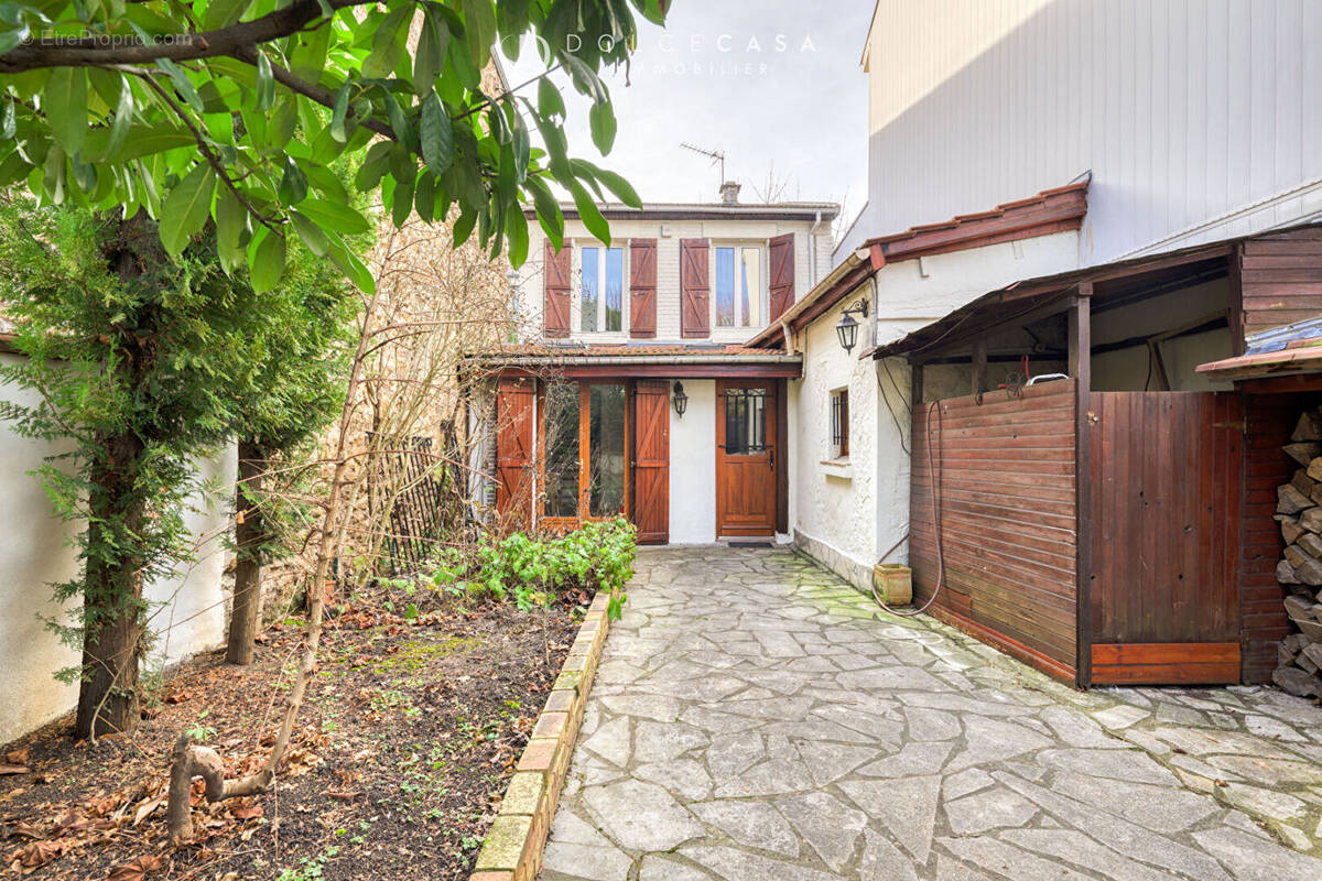 Maison à LE PERREUX-SUR-MARNE