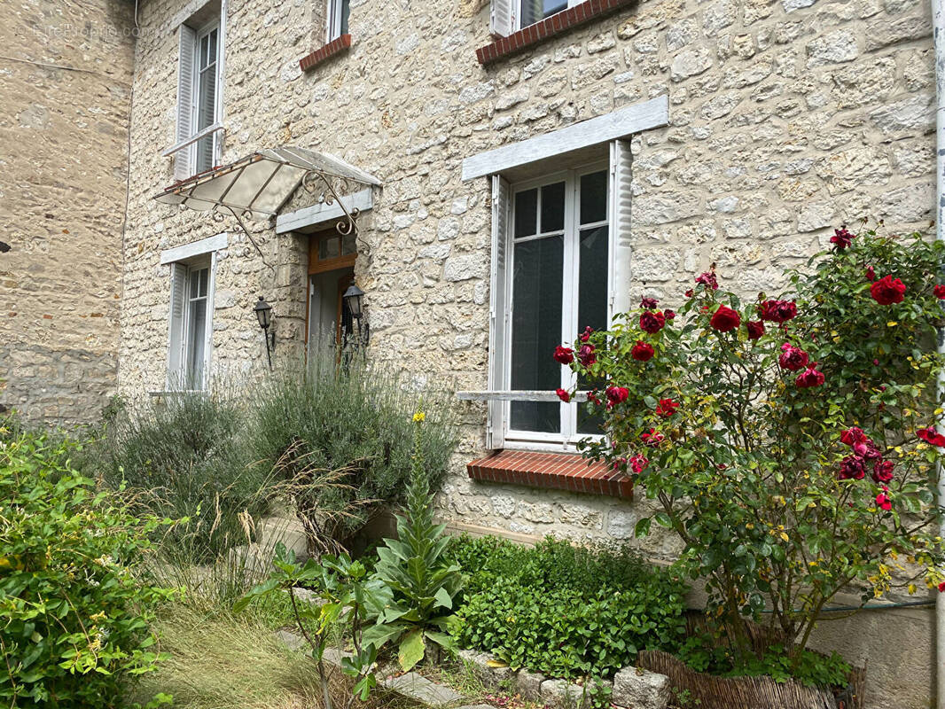 Maison à FONTAINEBLEAU