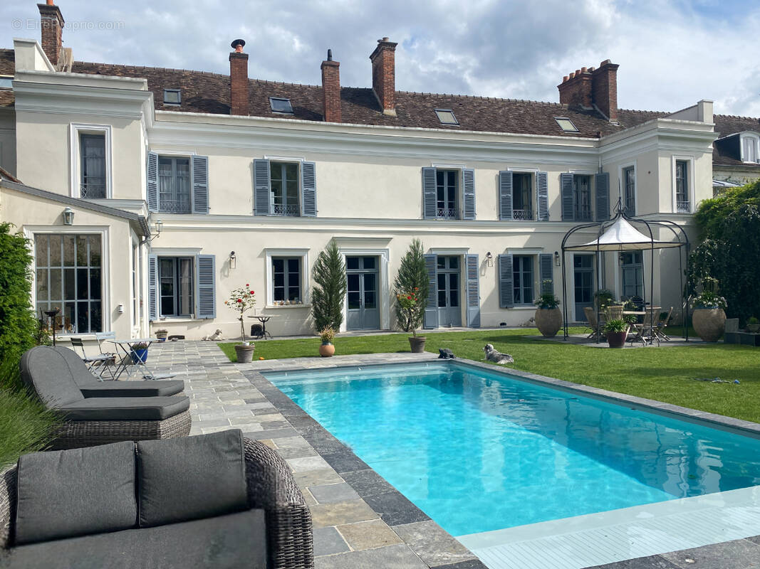 Appartement à FONTAINEBLEAU