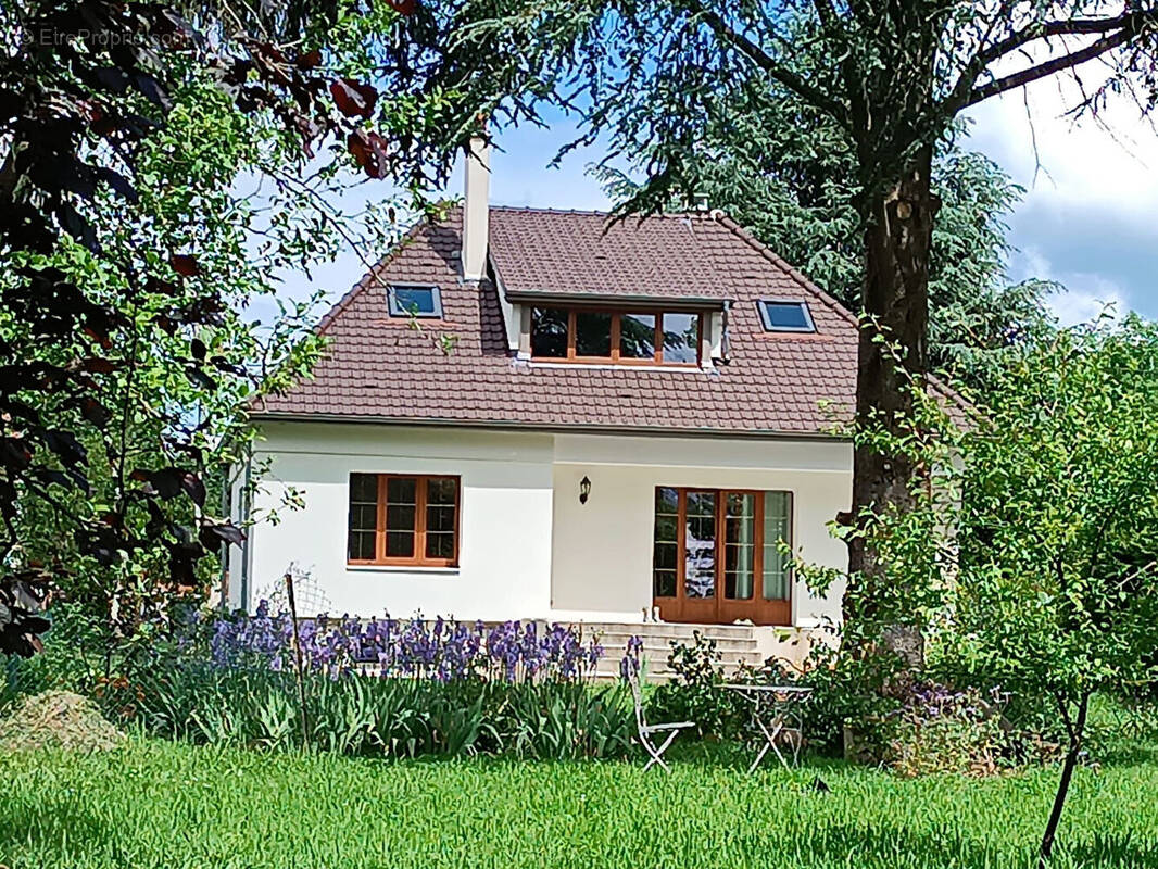 Maison à BOURRON-MARLOTTE