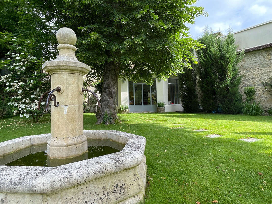 Maison à FONTAINEBLEAU