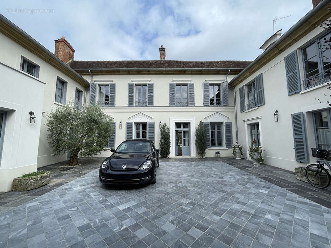 Maison à FONTAINEBLEAU