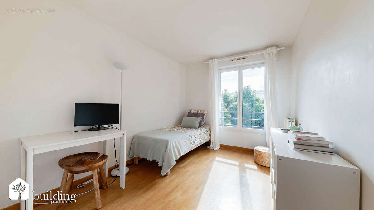 Appartement à LEVALLOIS-PERRET