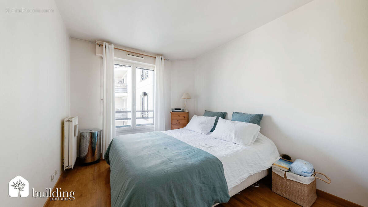 Appartement à LEVALLOIS-PERRET