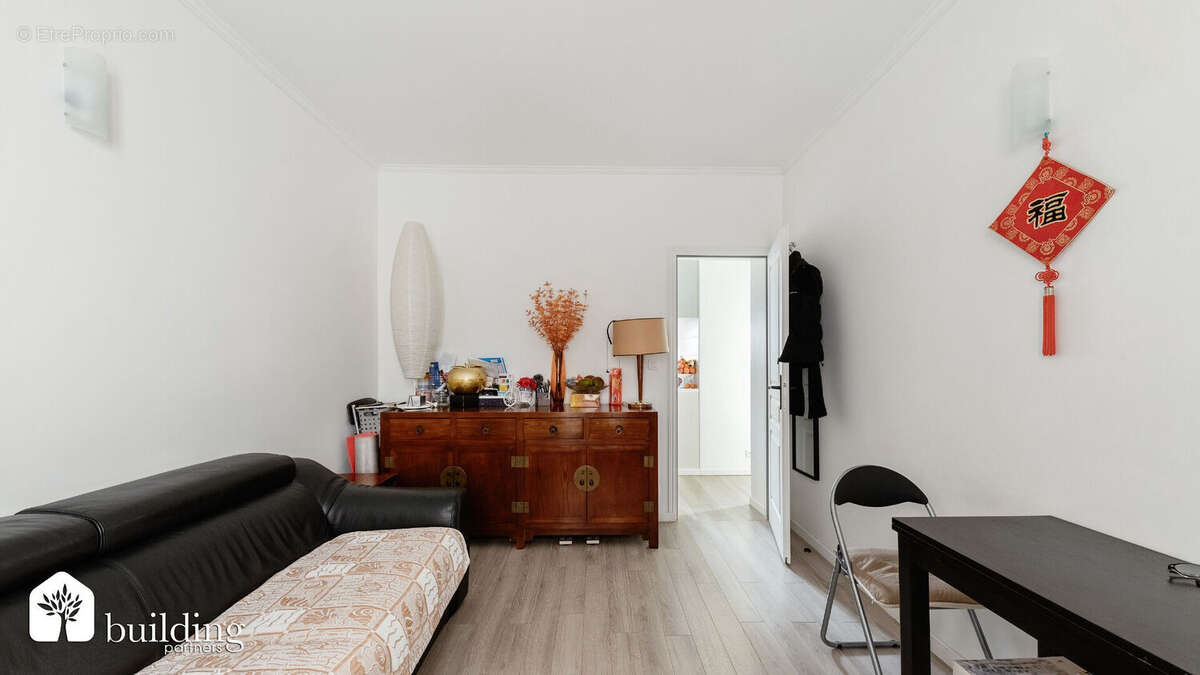 Appartement à LEVALLOIS-PERRET