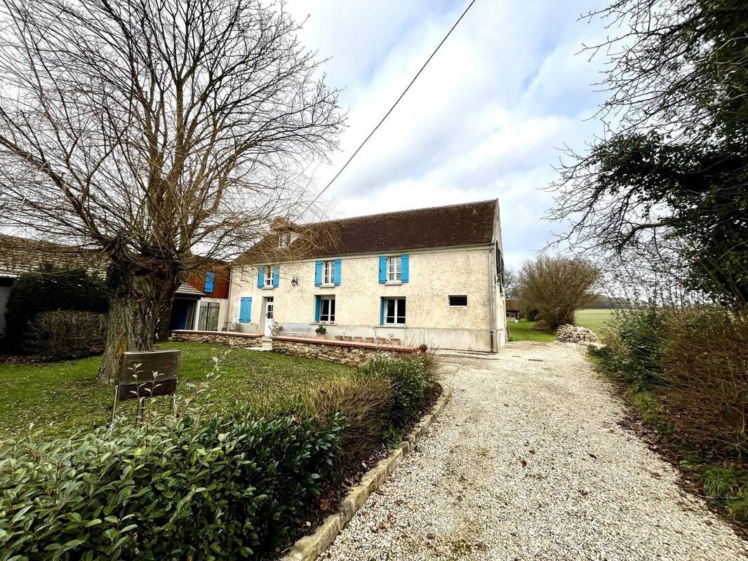 Maison à COULOMMIERS