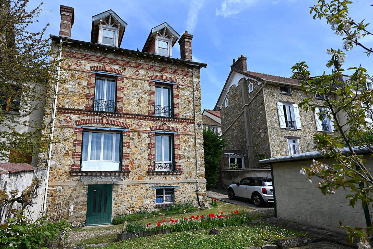 Maison à TRIEL-SUR-SEINE