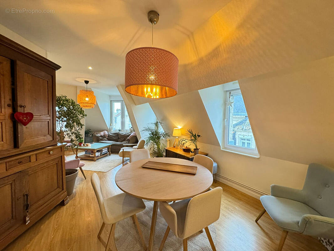 Appartement à REIMS