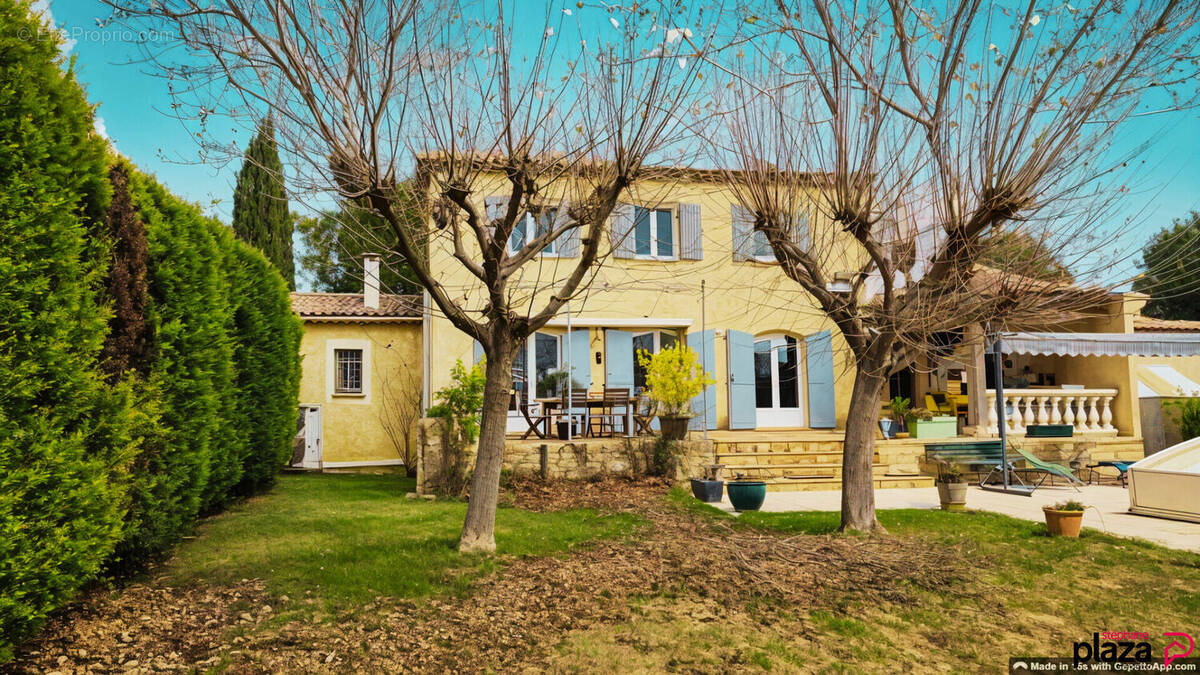 Maison à ROGNES