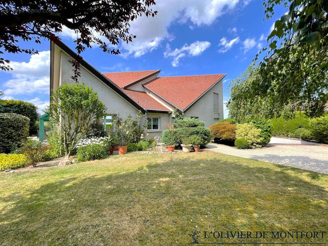 Maison à MONTFORT-L&#039;AMAURY