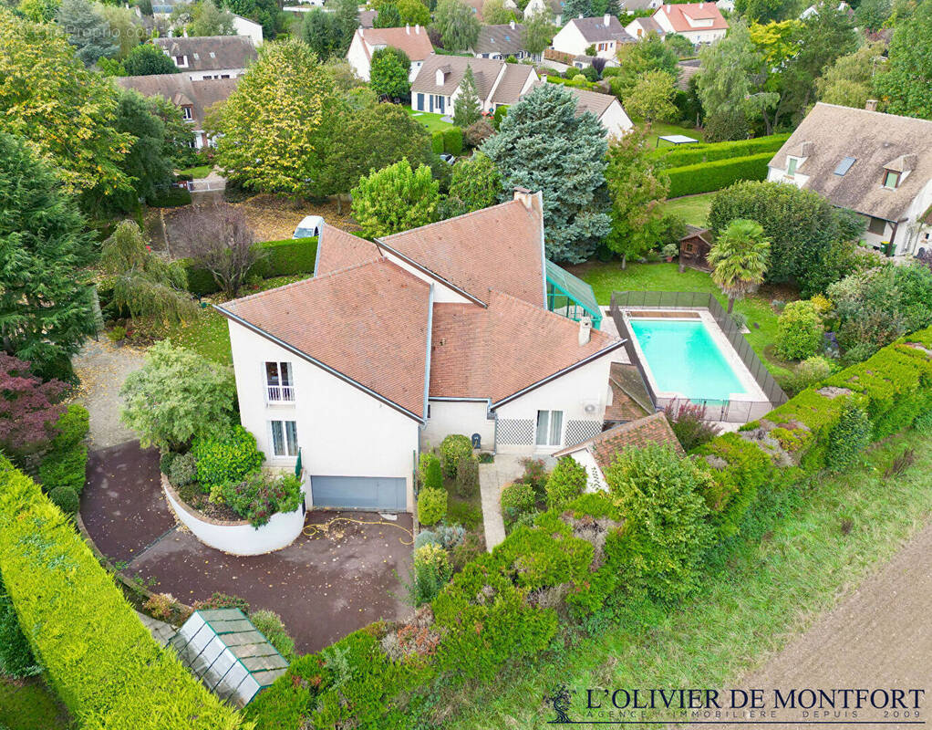 Maison à MONTFORT-L&#039;AMAURY