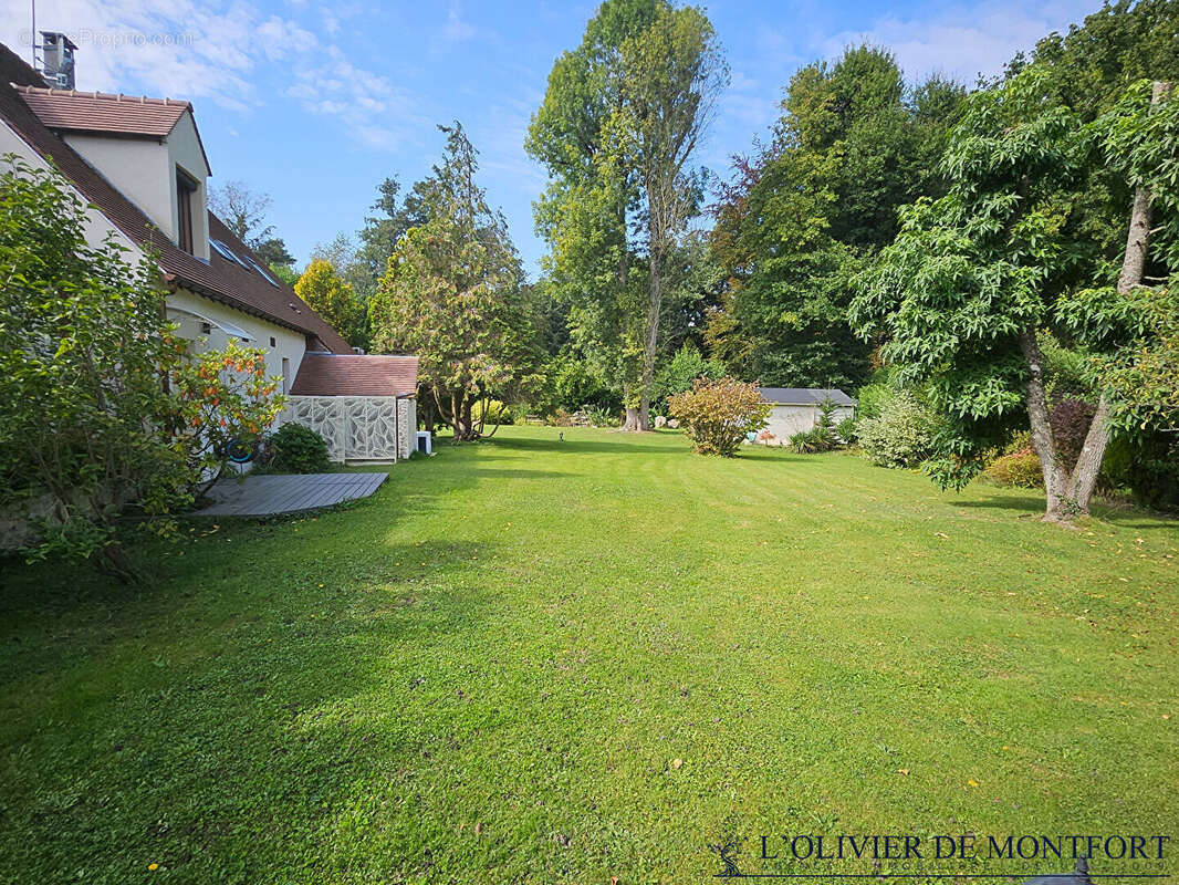 Maison à MONTFORT-L&#039;AMAURY