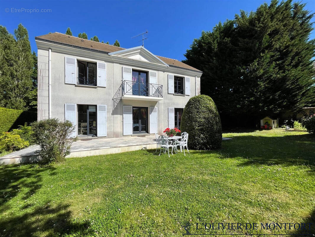 Maison à MONTFORT-L&#039;AMAURY