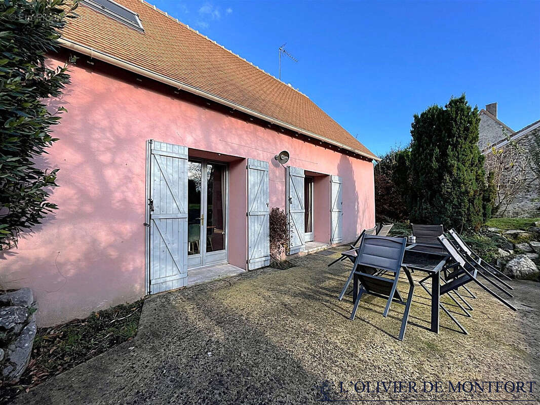 Maison à MONTFORT-L&#039;AMAURY