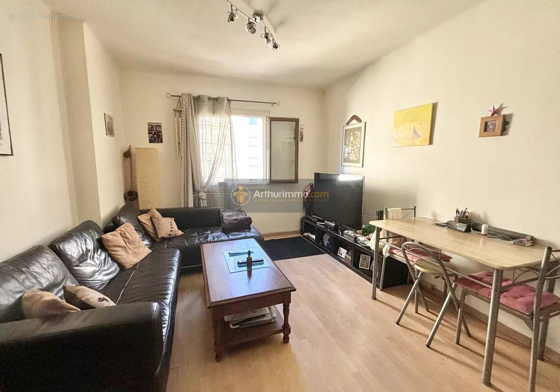 Appartement à FREJUS