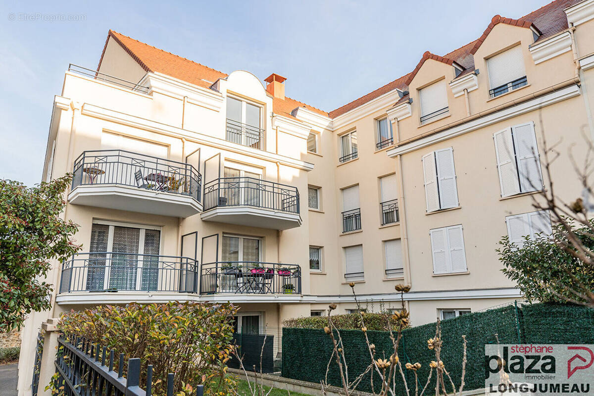 Appartement à LONGJUMEAU