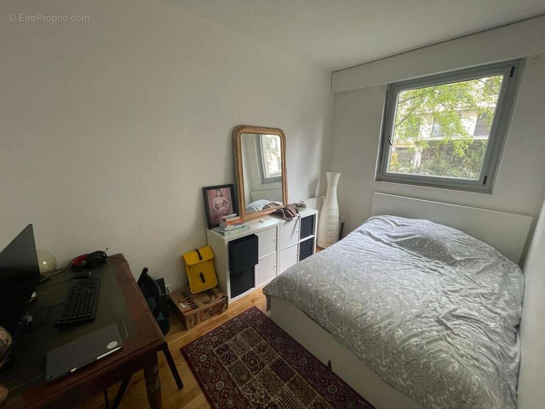 Appartement à LEVALLOIS-PERRET