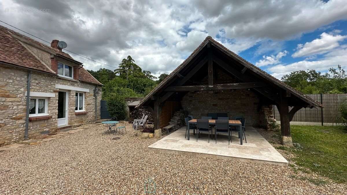 Maison à FONTAINEBLEAU