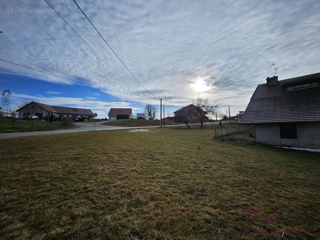 Terrain à BUGNY