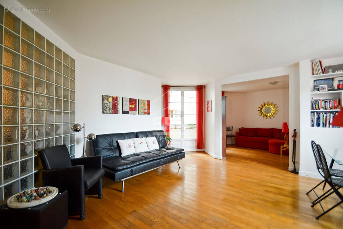 Appartement à ISSY-LES-MOULINEAUX